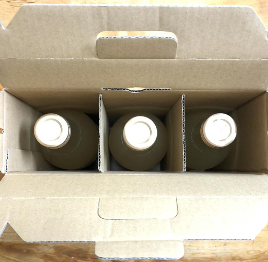 濃縮還元ではない生搾り🍎1リットル×3本🍎青森県産100％ストレート(無添加)　濃厚プレミアム　セレクト可能